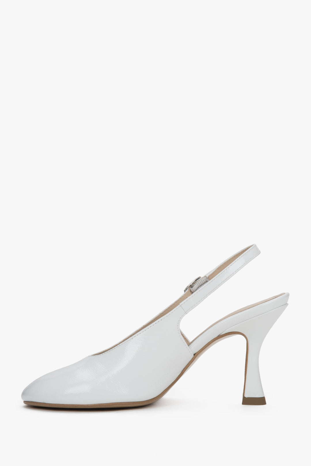 Sommerschuhe mit Absatz aus italienischem Lackleder – Estro ER00117541