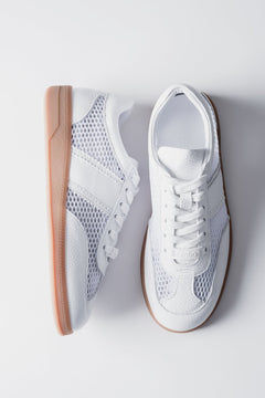 Weiße Damen-Sneaker aus Leder und Veloursleder in Draufsicht