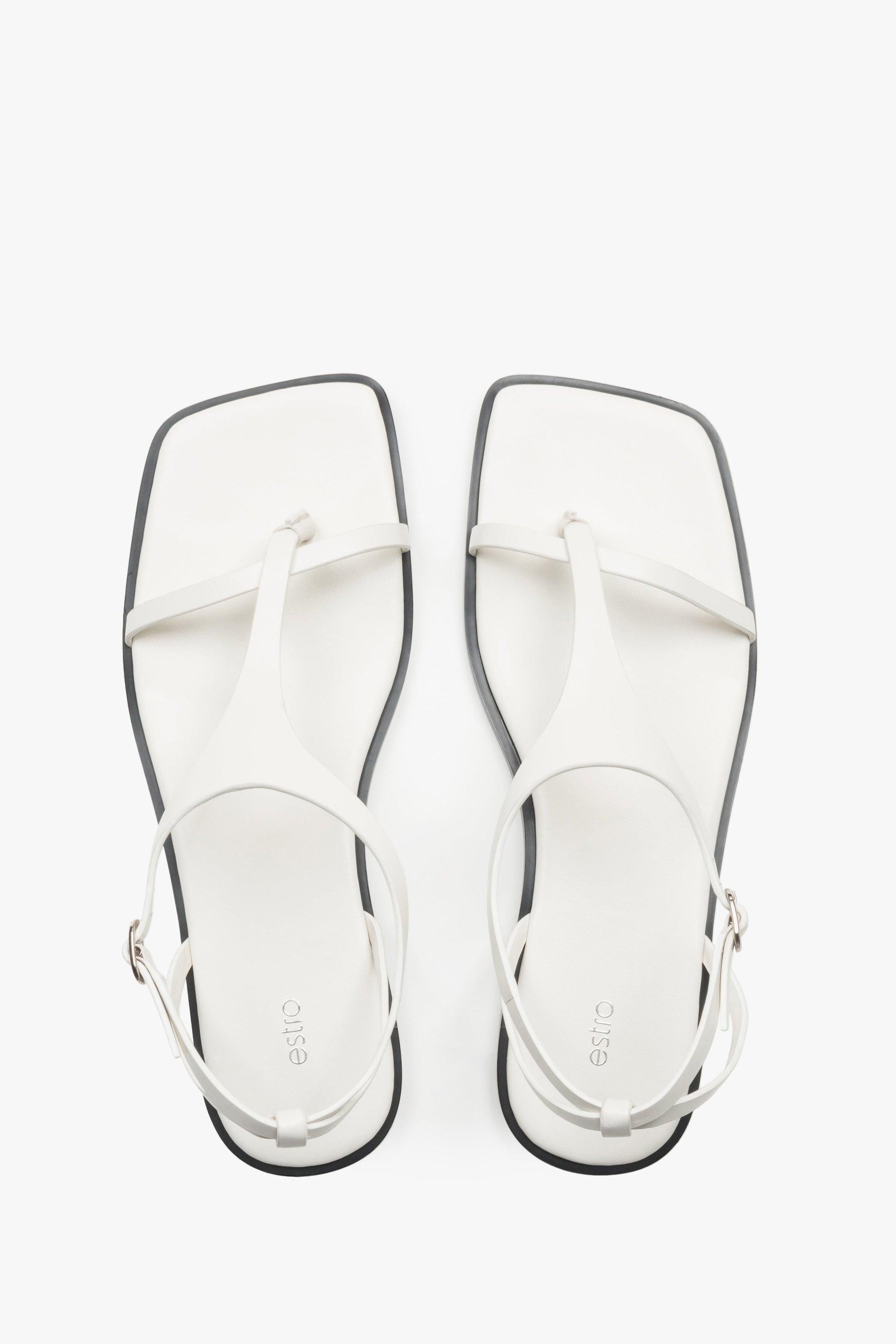 Weiße Damen-Sandalen aus echtem Leder von oben als Paar