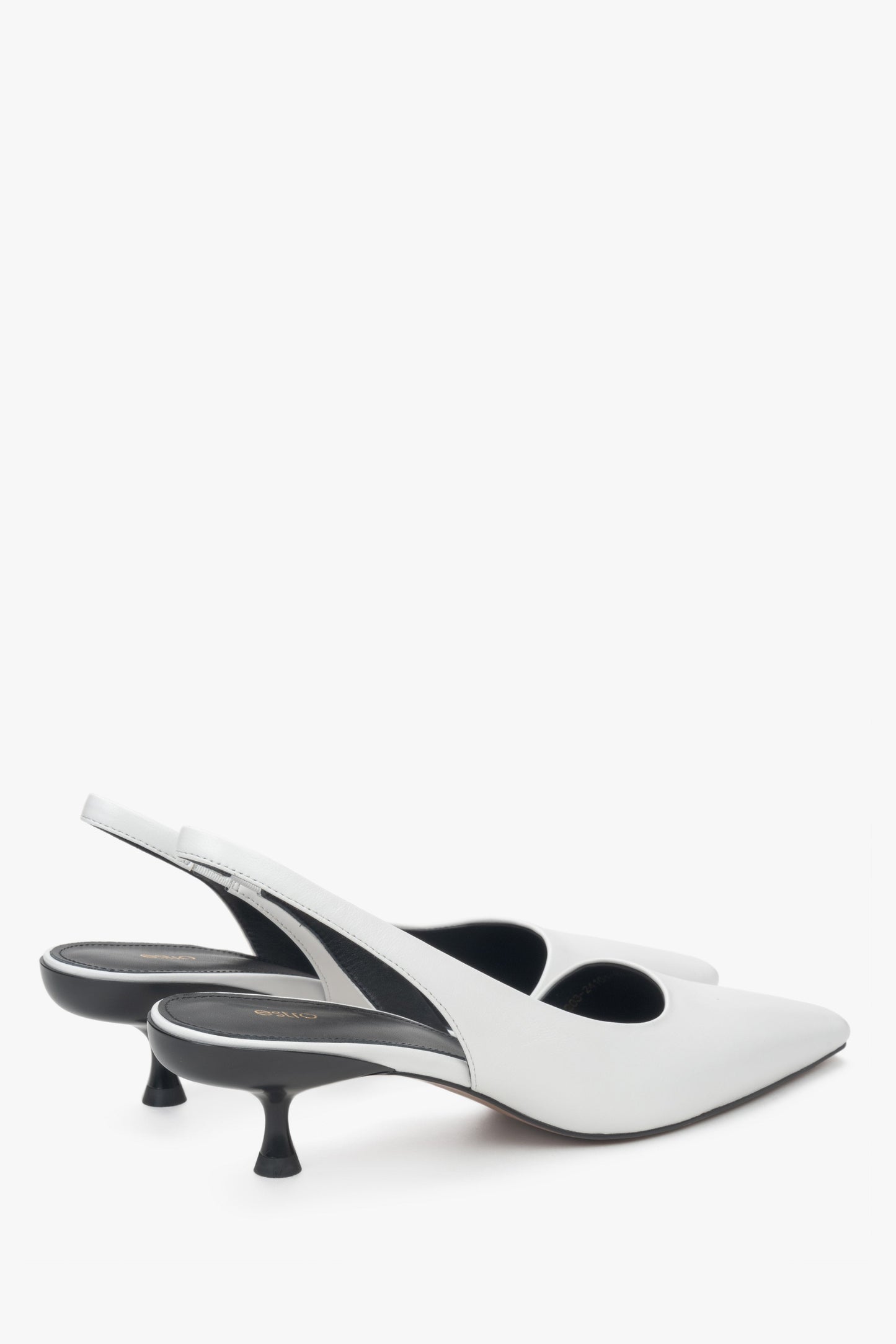 Weiße Lederschuhe mit schmalem Schnitt und Slingback-Riemen, ESTRO ER00116926