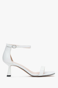 Weiße Ledersandalen für Damen mit robustem Trichterabsatz Estro ER00117199.