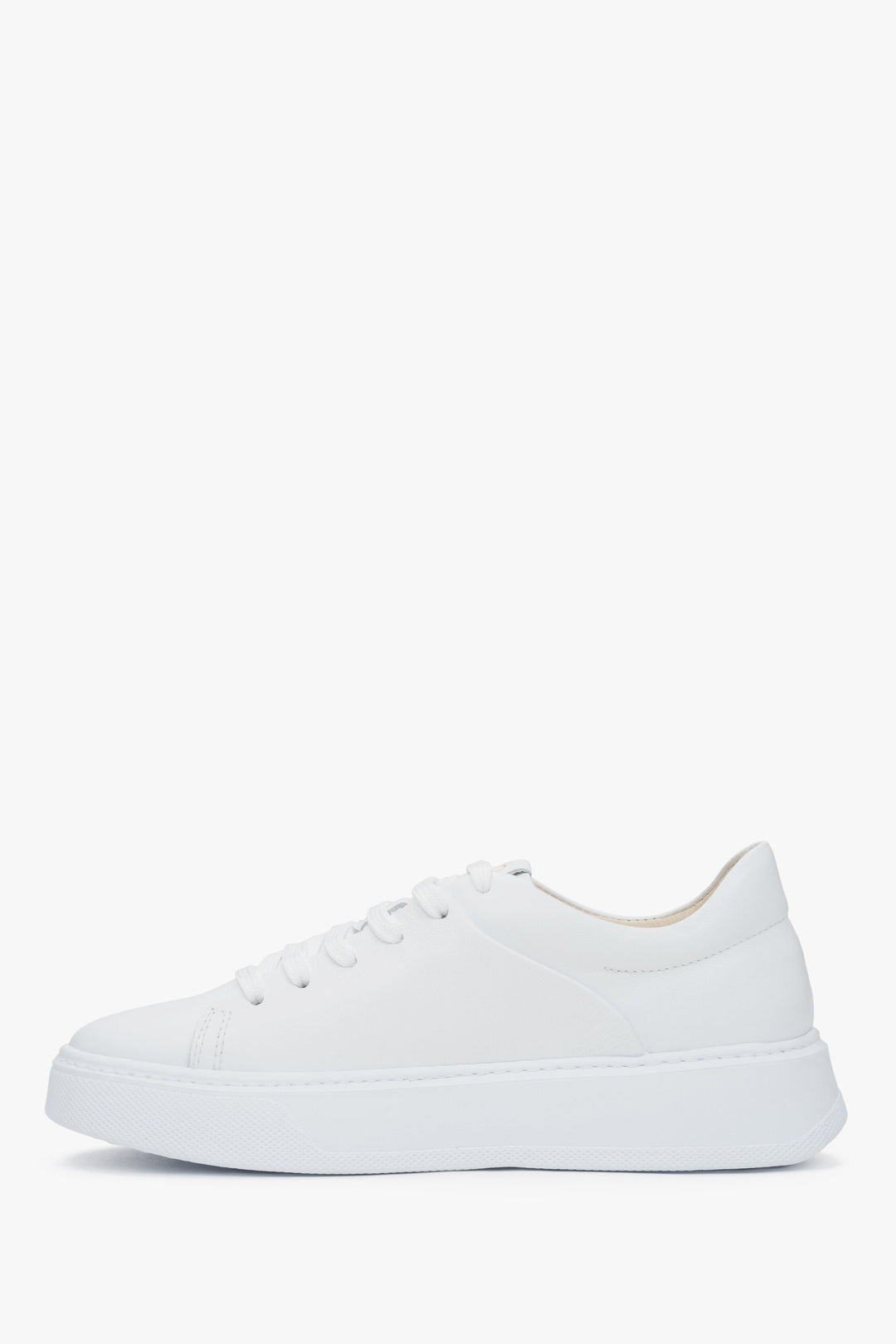 Damen-Sneaker in Weiß aus Leder von Estro – Schuhprofil.